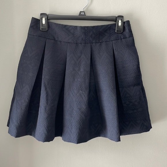 Banana Republic Factory Dresses & Skirts - Banana Republic Navy skirt
